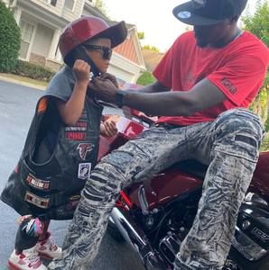 Meet your Posher, Antonio